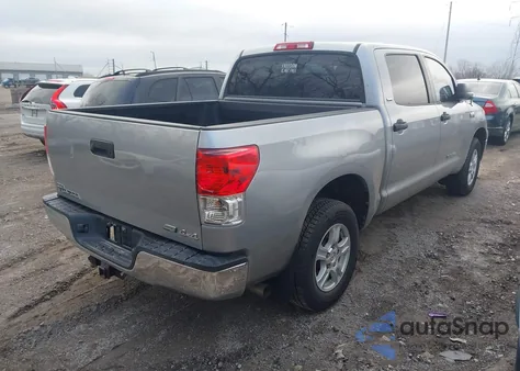 2013 Toyota Tundra Grade 5.7L V8 z USA, uszkodzony, nr VIN 5TFDW5F11DX285480